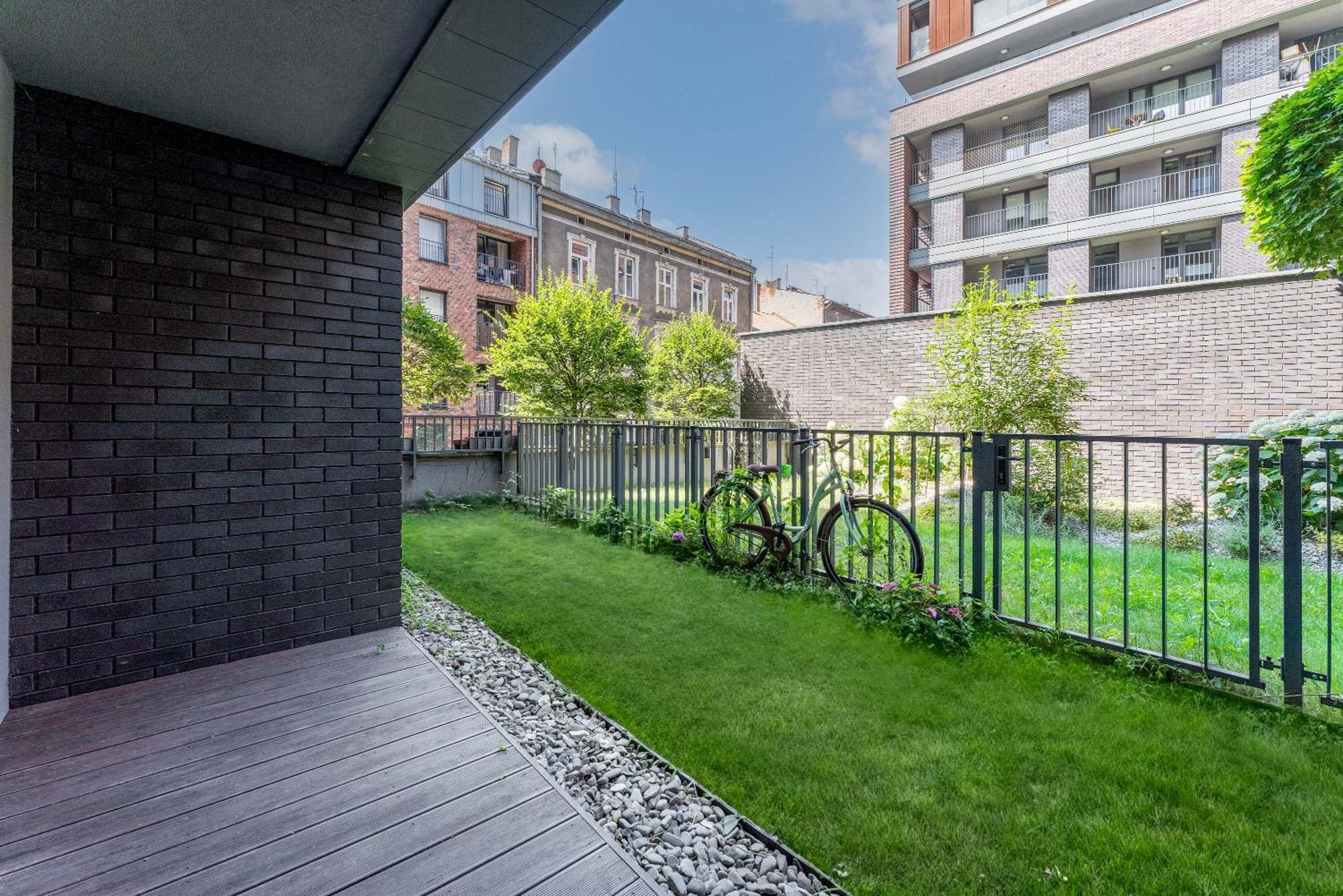 Nadwislanska 11 Apartment With Garden Krakow Ngoại thất bức ảnh
