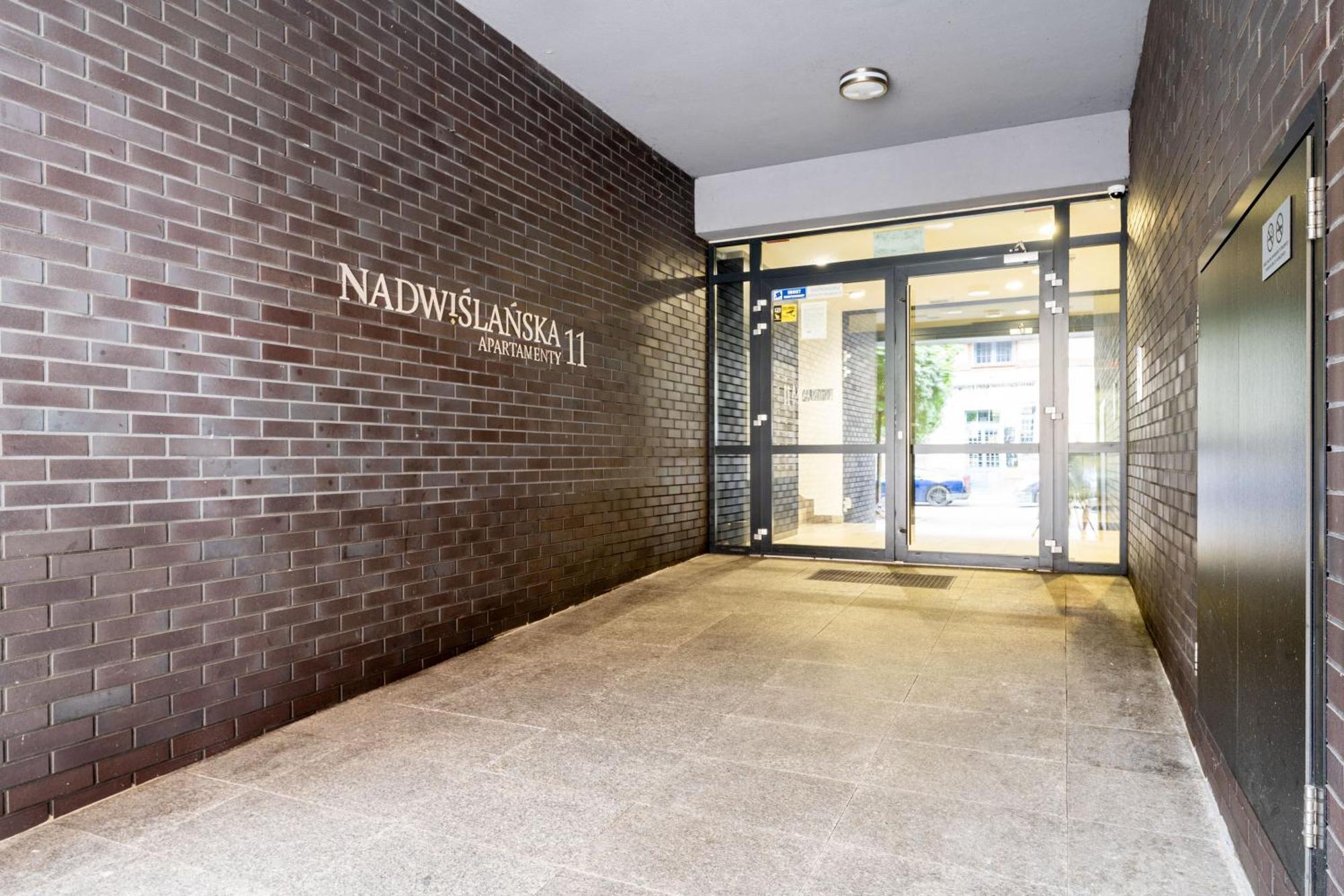 Nadwislanska 11 Apartment With Garden Krakow Ngoại thất bức ảnh